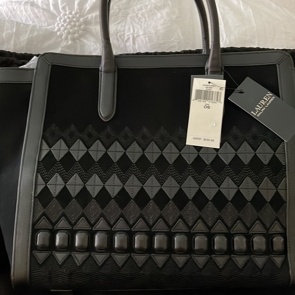 NWT Lauren Ralph Lauren
Tyler 34 Fair Isle Suede Large Tote Bag - Picture 6 of 7